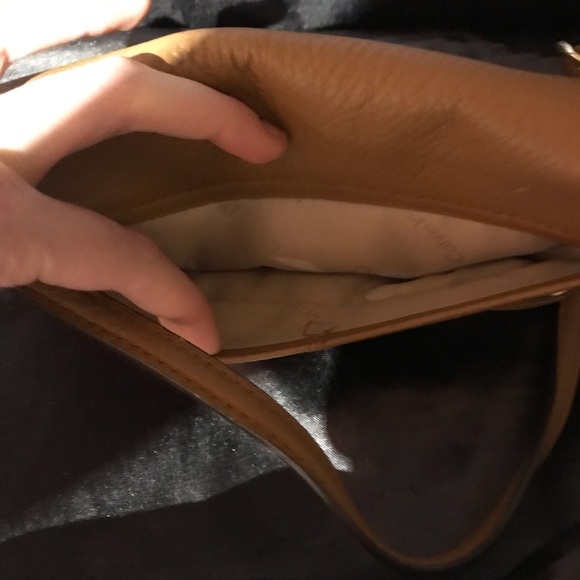 Calvin Klein crossbody - Picture 4 of 8